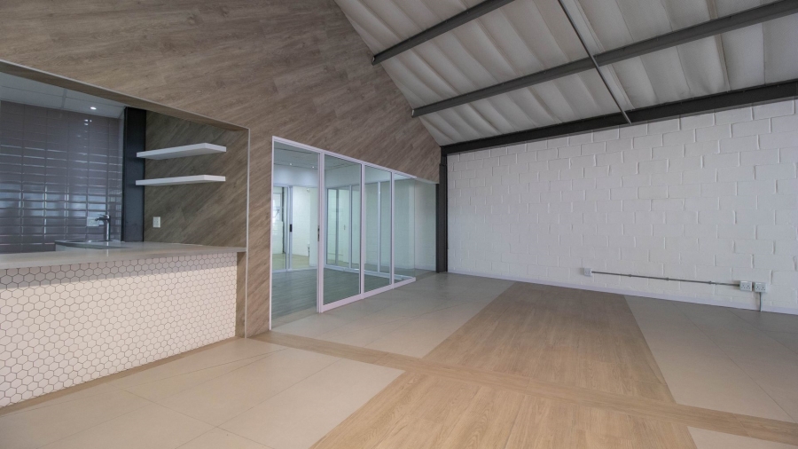 To Let Commercial Property for Rent in Woodstock Western Cape